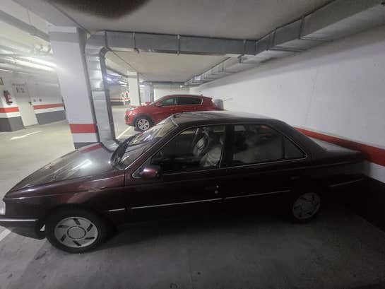 Peugeot - 405
