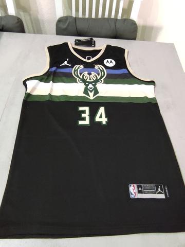 Milanuncios - CAMISETA BALONCESTO NBA BULLS NIÑO NEGRA