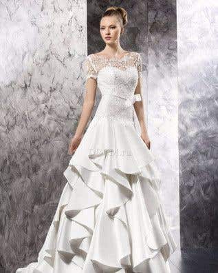 Alquiler Vestidos y trajes de novia de segunda mano baratos |