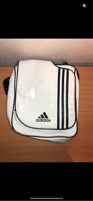 Adidas Bolsos de mano baratos | Milanuncios