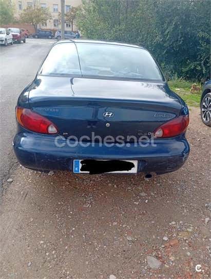 HYUNDAI Lantra