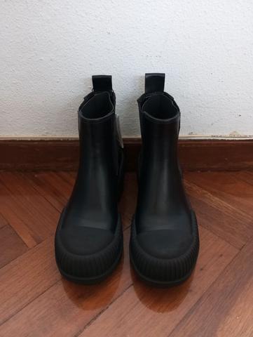 Botines best sale burdeos zara