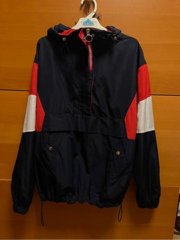 Milanuncios Cortavientos canguro Mujer Bershka