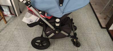 Sujeta paraguas Ropa, artículos muebles de bebé de segunda mano |