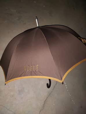 Paraguas Moda y complementos de segunda mano barata en Cádiz