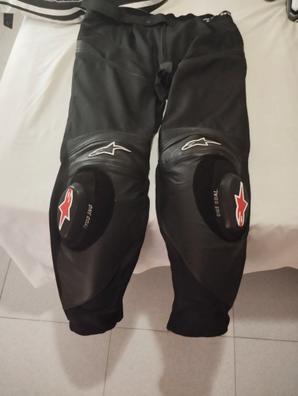 Cubre pantalon de moto marca XXDoble