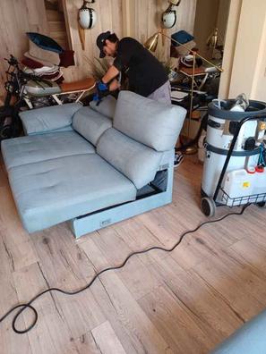 Cuanto cuesta limpiar un sofá a domicilio