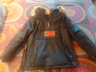 Chaqueta parka norway mujer de segunda mano por 40 EUR en Toledo