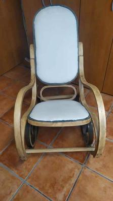 MECEDORA MADERA COLOR MIEL ASIENTO MADERA - Alarcón