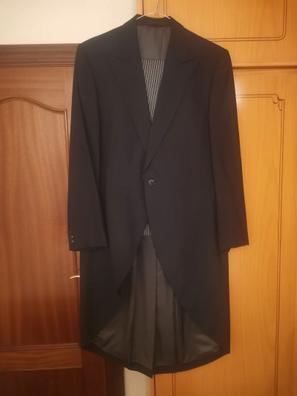 Chaqués y trajes de novio de segunda mano para hombre en Granada