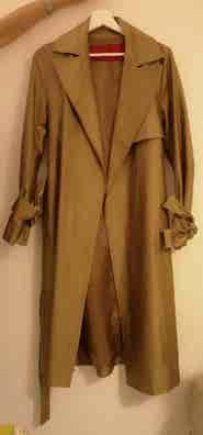 Carolina herrera Abrigos y chaquetas de mujer de segunda | Milanuncios