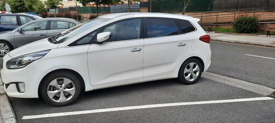 KIA - CARENS