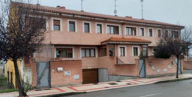 Chalets en venta en Villarrodrigo de las Regueras. Comprar y vender