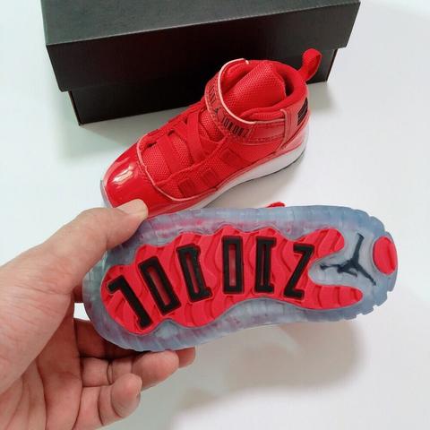 Nike Air Jordan 11 Retro niño niña