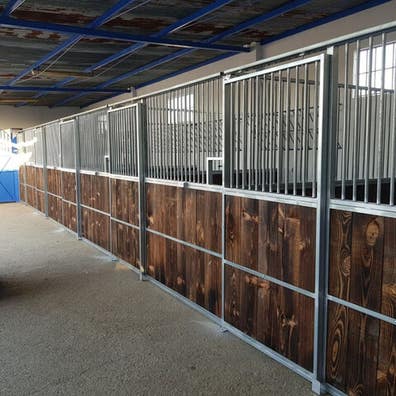 cuadras-portatiles-caballos-milanuncios