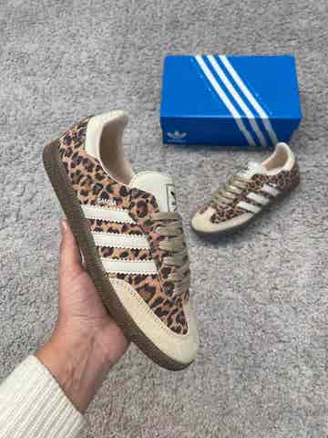 adidas gazelle silver green womens ADIDAS ORIGINALS Samba OG "Leopard" JI2734