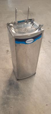 Dispensador de agua Serie 7 Fuentes de agua - CANALETAS - Dispensador de  agua fría.