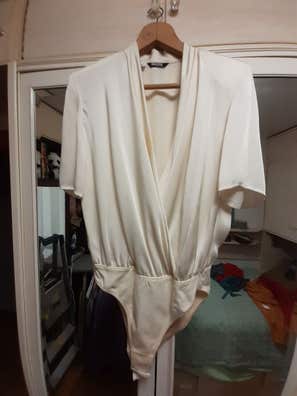 Simorra Ropa, zapatos moda de de mano |