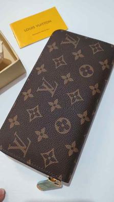 Cartera Louis Vuitton de segunda mano por 750 EUR en Paracuellos