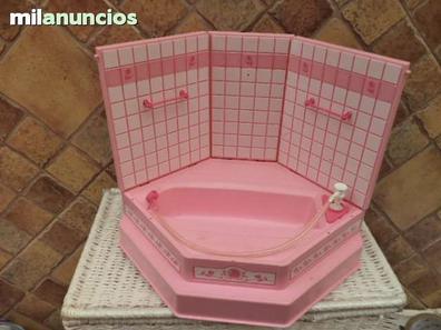 Barbie con online bañera