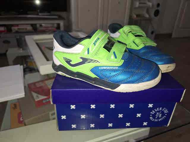 Milanuncios tenis niño fútbol sala talla 30 - Main Image