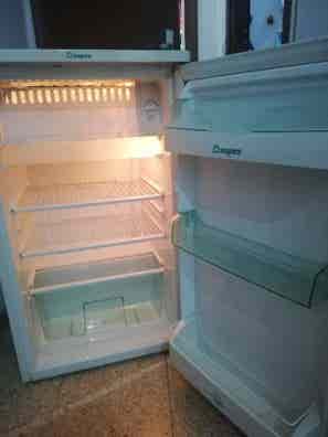 Frigorifico mediano Electrodomésticos segunda mano baratos | Milanuncios