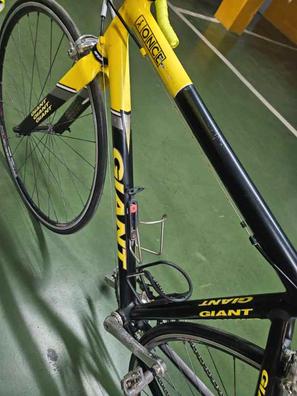 Bicicleta best sale giant amarilla