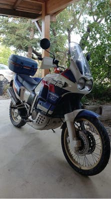 Honda - Africa Twin 750