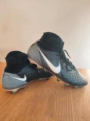 Milanuncios - Botas Futbol hombre tobillera NIKE