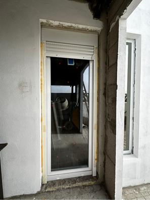 Balconera PVC ARTENS blanca oscilobatiente con persiana 85X229 cm