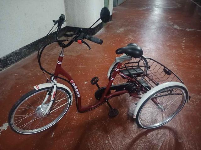 Bicicleta best sale tres ruedas