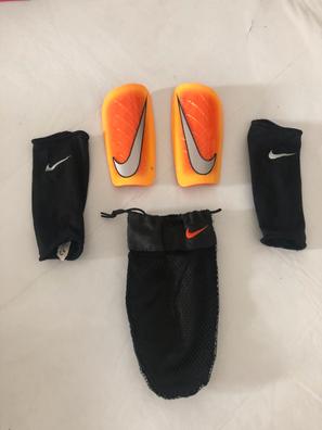 Espinilleras nike clearance total 90