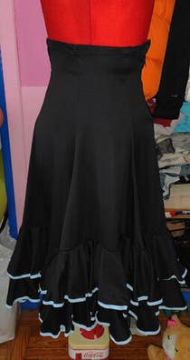 Falda flamenca Ropa, y moda de mujer de segunda | Milanuncios