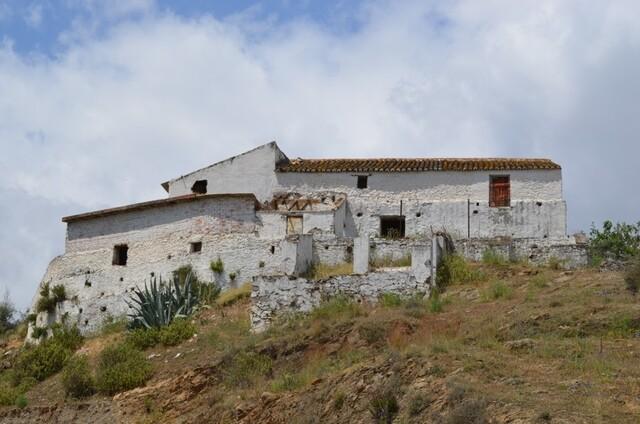 Milanuncios - Busco cortijo o casa abandonada