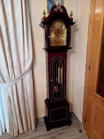 Milanuncios RELOJ DE P NDULO MUEBLE ALTO