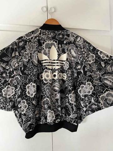 Conjunto adidas shop florido