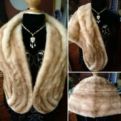 Estolas pelo Moda complementos de mano en Sevilla |