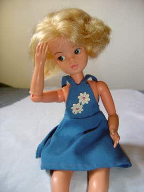 Muñeca Sindy Original Funcional En Caja – La Vieja
