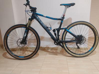 Bicicleta cube doble discount suspension