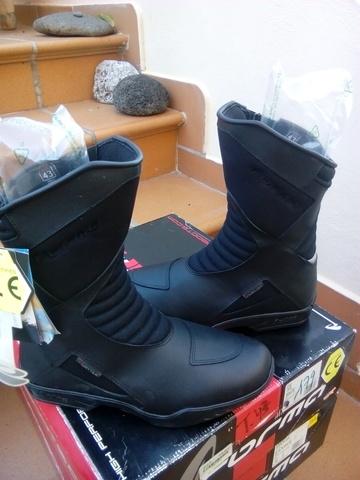 Oferta botas moto cheap liquidacion