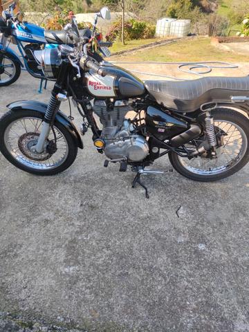 Escape royal deals enfield classic 500