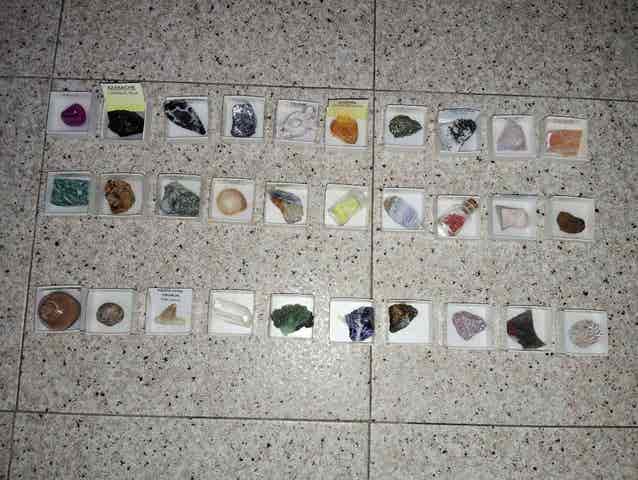 Milanuncios - Colección de 32 minerales