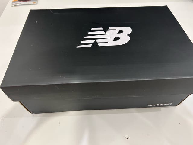 New balance 530 plata y blancas