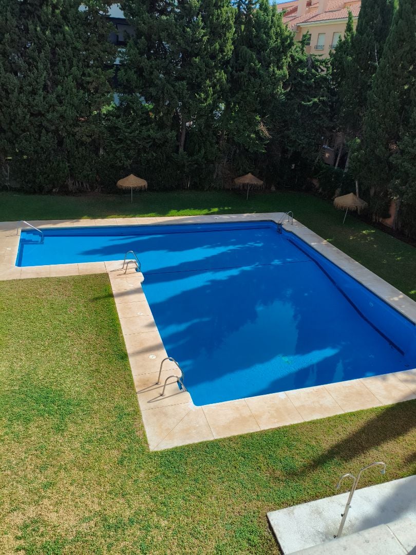 Fotografía del inmueble reportado: 1.100 €/mes — Marbella, Marbella