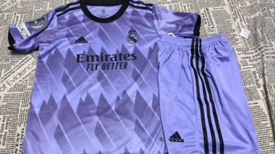 Camiseta Fútbol Adulto Vini Jr. Real Madrid Producto Oficial 22-23 con  Ofertas en Carrefour