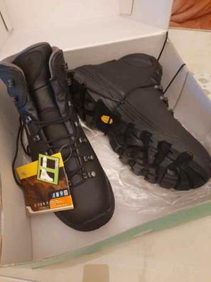 Bota hombre trekking Xacobeo 33 forro Goretex de chiruca Numero 40 - Color  NEGRO