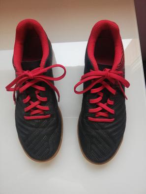 Botas futbol sala niño de segunda mano por 7 EUR en Granada en