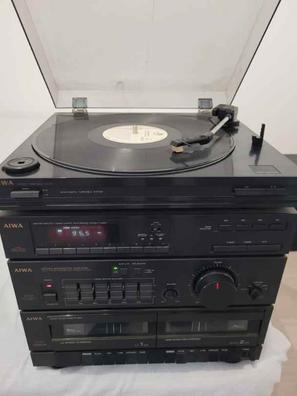 Equipo de música Aiwa compacto con tocadiscos . de segunda mano por 188 EUR  en Barcelona en WALLAPOP