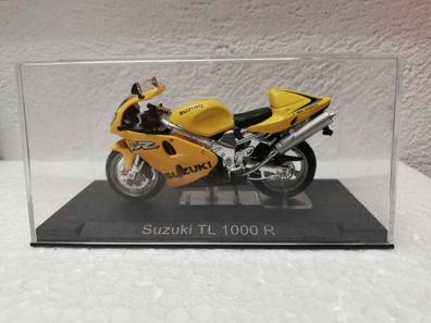 antigua miniatura de colección de moto de competición de juguete a escala  1/24 ixo altaya. Suzuki GS