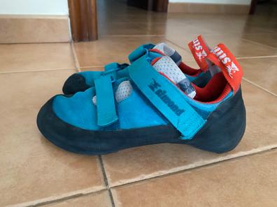 pies gato escalada niño de segunda mano por 33 EUR en Sant Just Desvern en  WALLAPOP